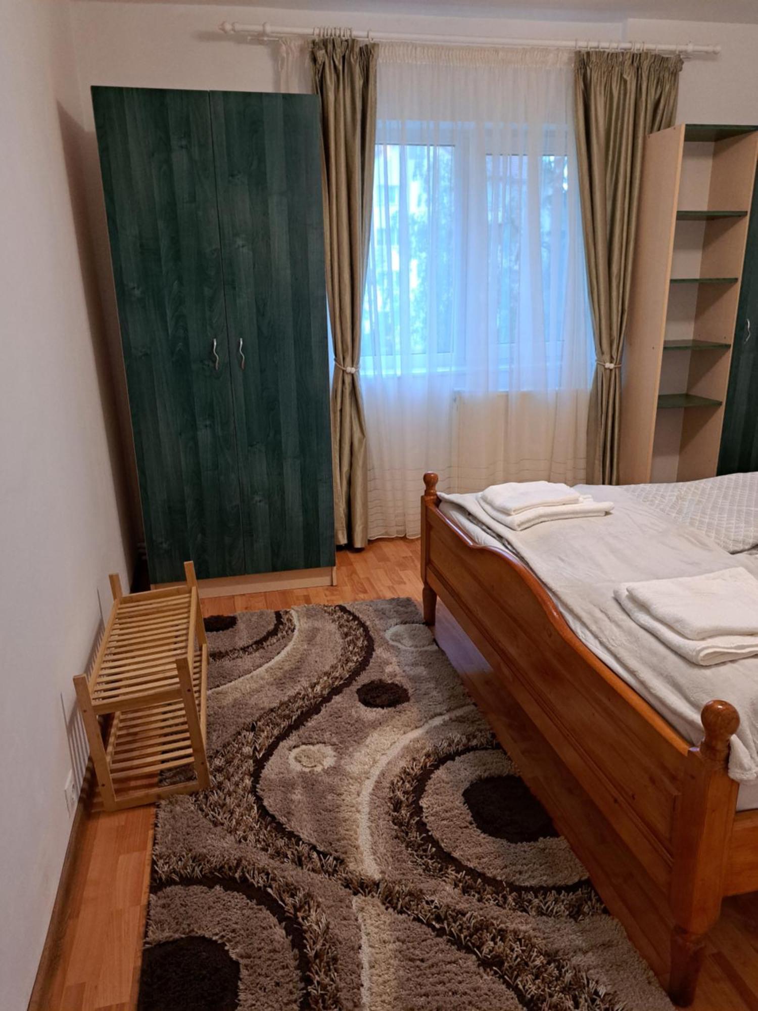 Deny Apartman Sfântu Gheorghe Exterior foto